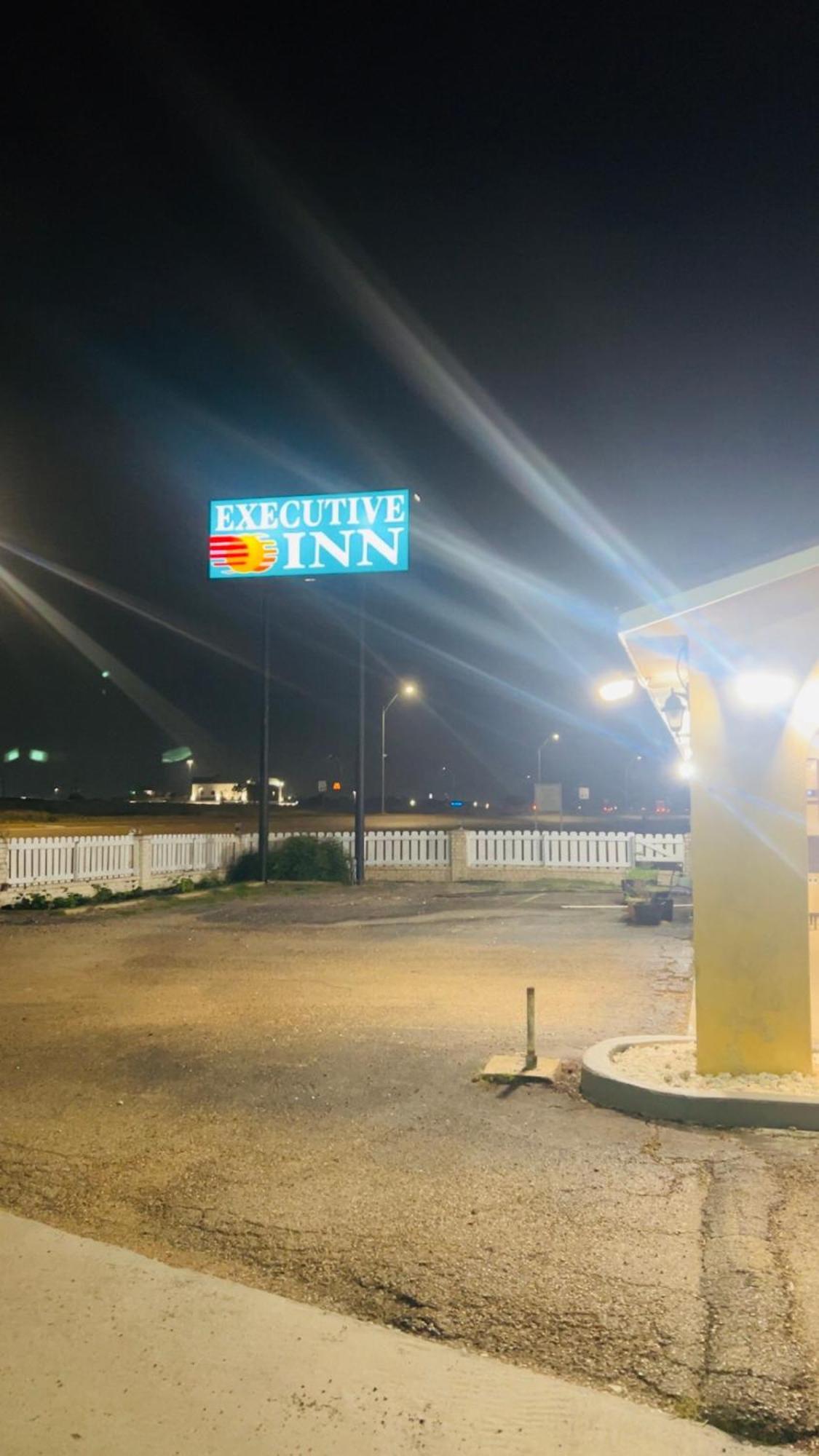 Executive Inn Robstown Exterior foto